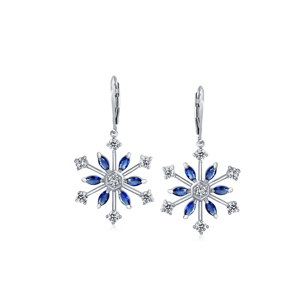Delicate 925 silver snow flake earrings with sparkly snowflake earrings
